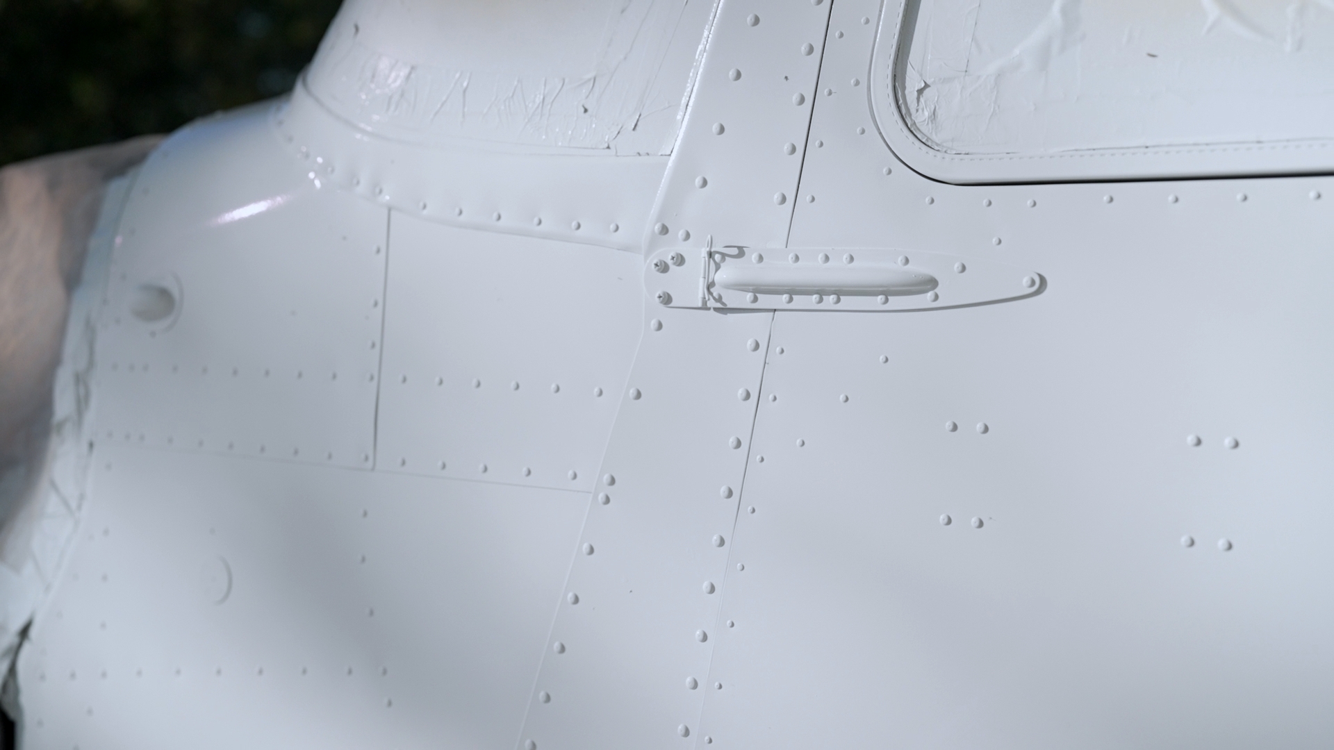 N35715 — primed panel close-up